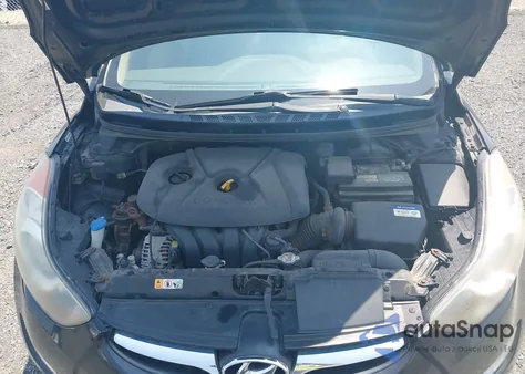 2013 Hyundai Elantra Gls z USA, uszkodzony, nr VIN KMHDH4AE9DU795698